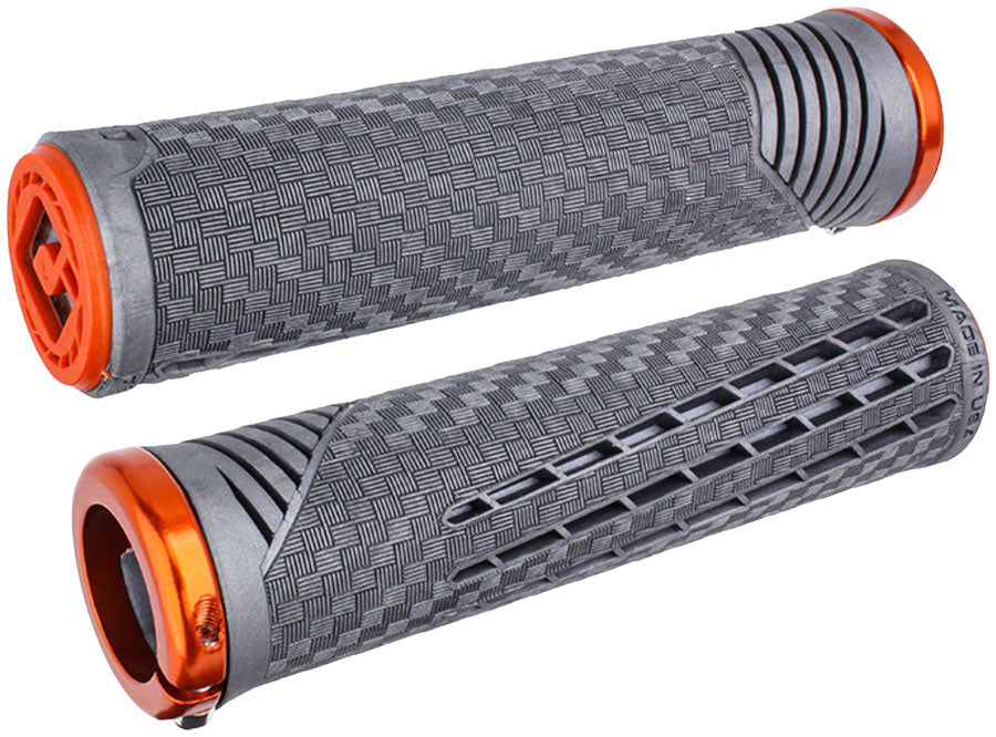 CF Grips - HT0493.jpg