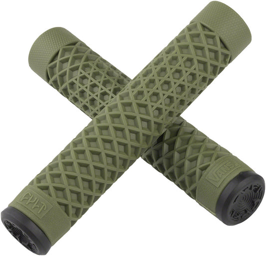 Cult x Vans Flangeless Grips - HT3726.jpg