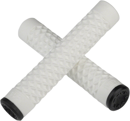 Cult x Vans Flangeless Grips - HT9371.jpg