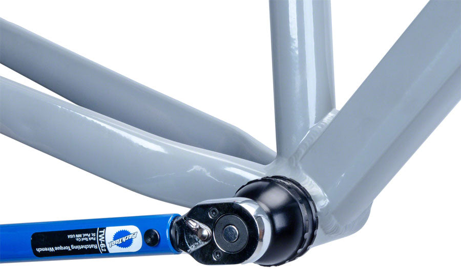 BBT 16 Notch Bottom Bracket Tool - TL0185-04.jpg