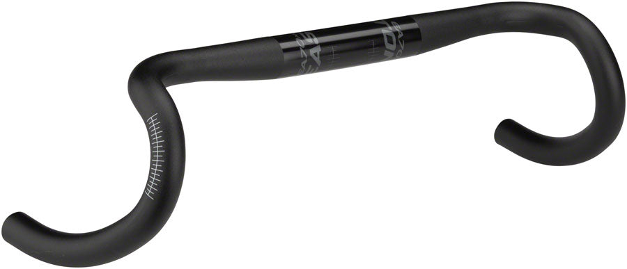 EA70 AX - HB3525-01.jpg