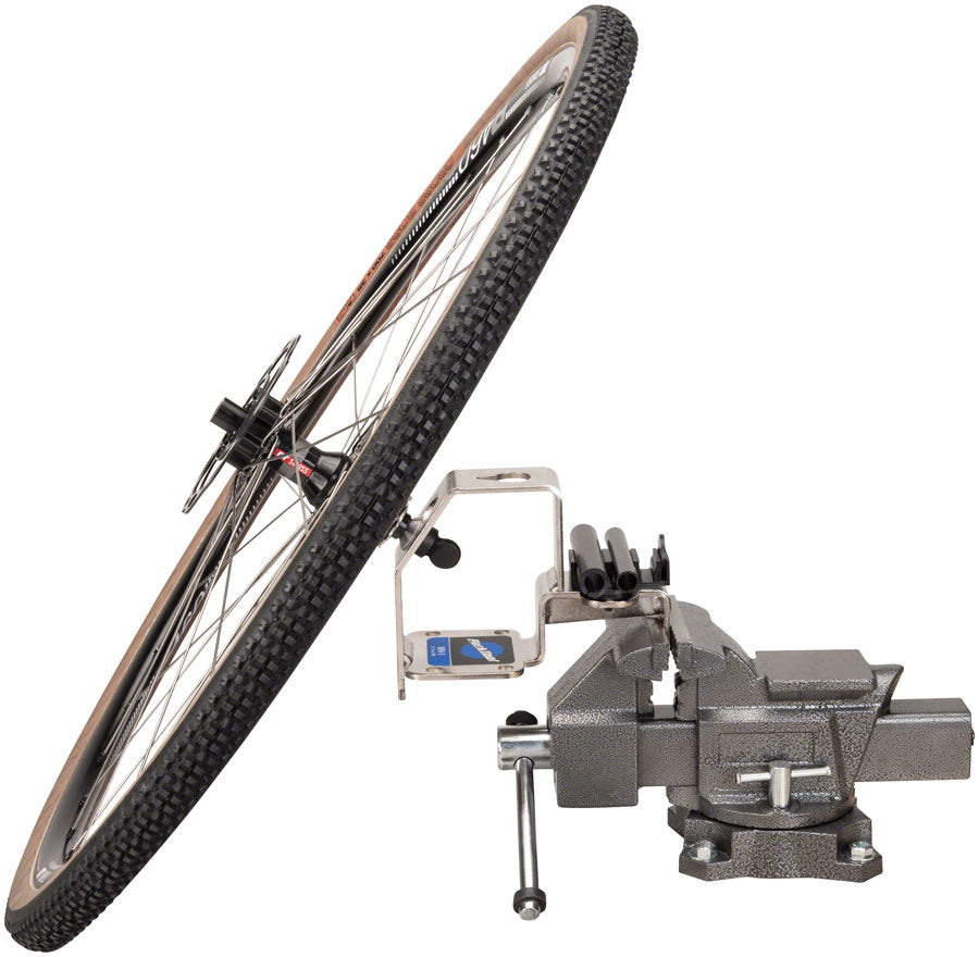 WH-1 Wheel Holder - TL7042-06.jpg