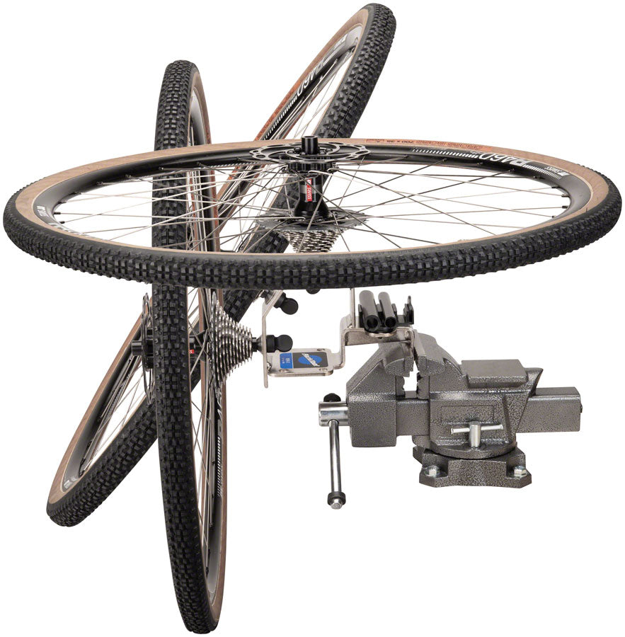 WH-1 Wheel Holder - TL7042-07.jpg