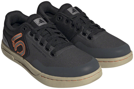Freerider Pro Canvas Flat Shoes - Women's, Gray Six/Gray Four/Impact Orange - SH01359.jpg