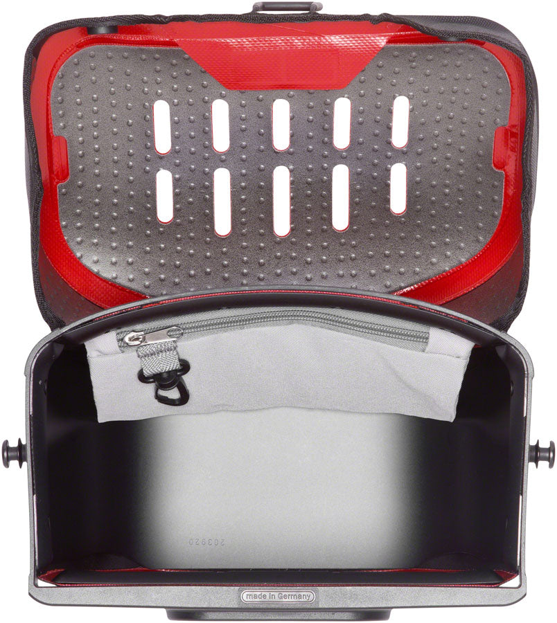 Ultimate 6 Classic Handlebar Bag - BG0911-02.jpg