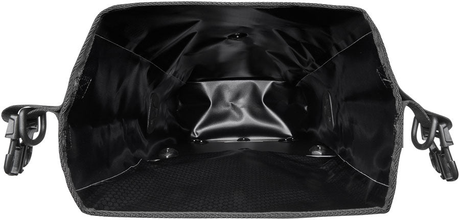 Gravel Pack Pannier - BG1131-04.jpg