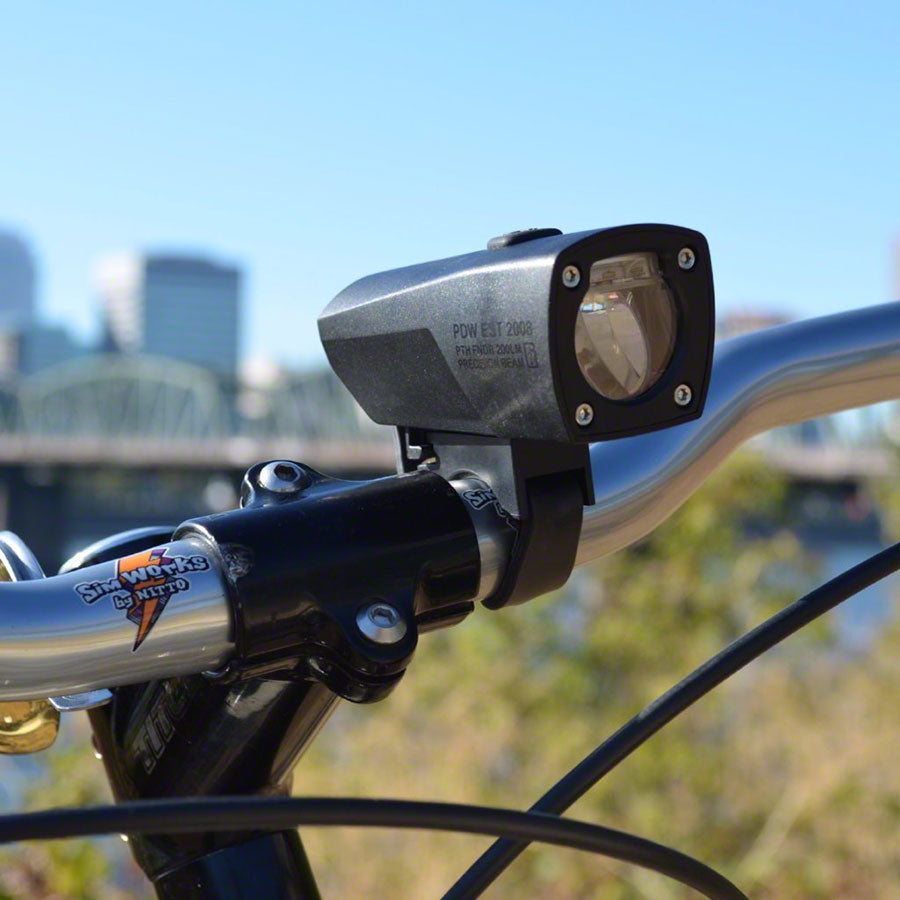 Pathfinder USB Headlight - LT2736-01.jpg