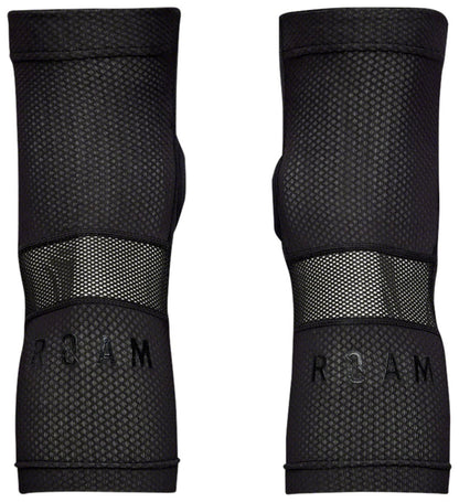 Roam Knee Pad - PG4178-01.jpg