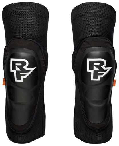 Roam Knee Pad - PG4178.jpg