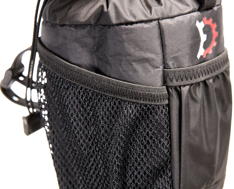 Mountain Feedbag - BG1162-01.jpg