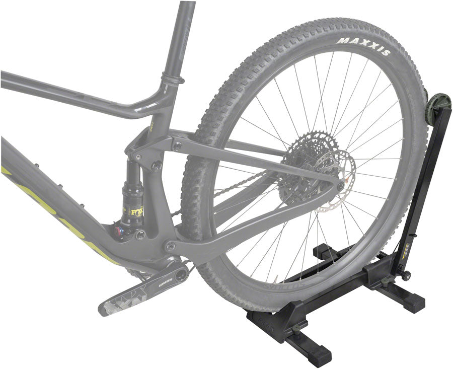 LineUp Display Stand Max - DS0048-03.jpg