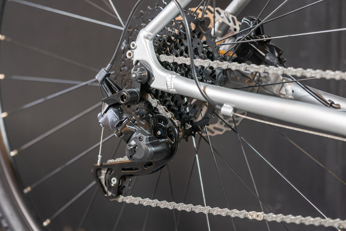Ceres UB2 700c 9 Spd Hybrid MTB Bike - Gray
